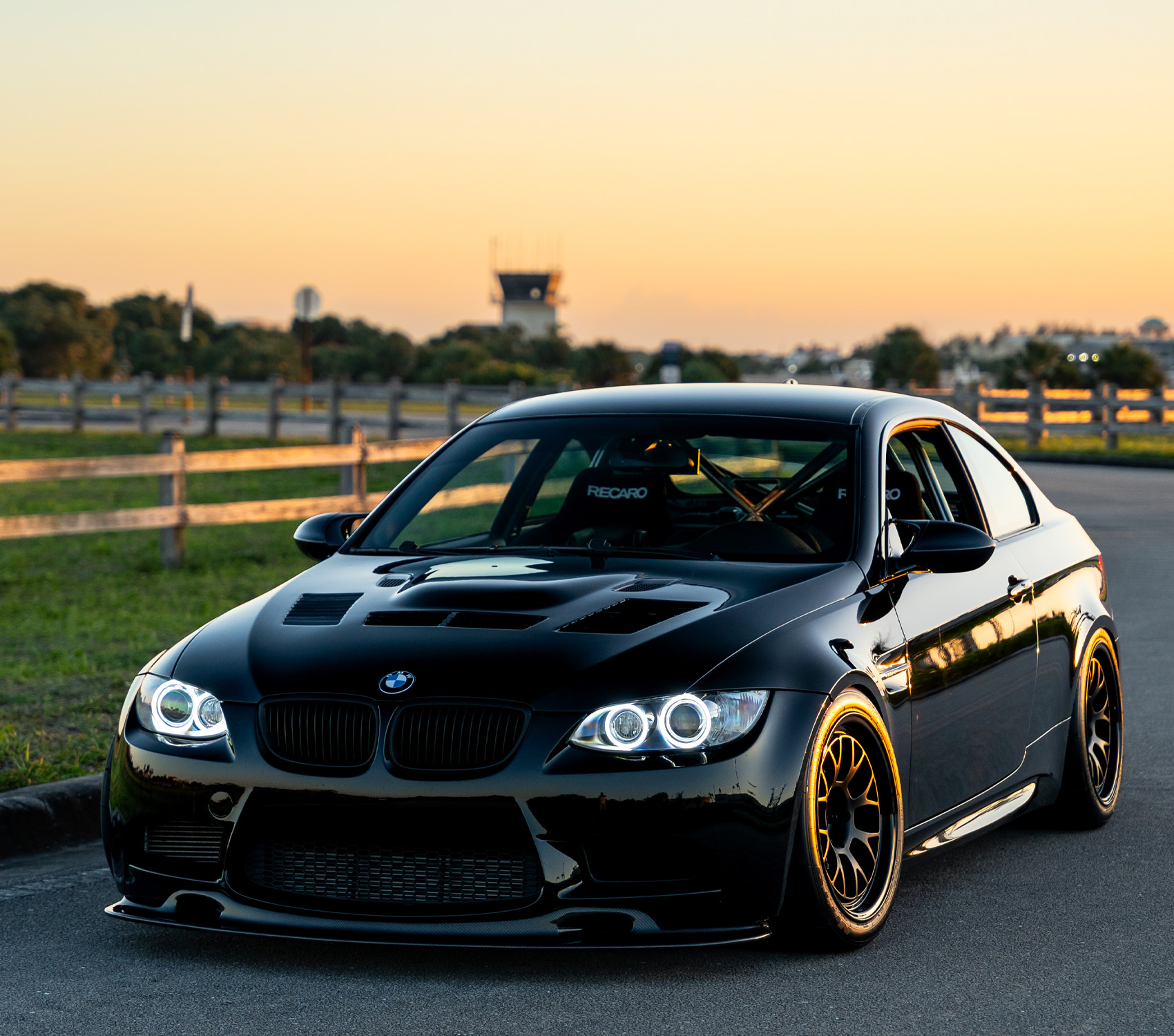 E92 M3 A08R wheels in Satin Black with Gloss Black Lips