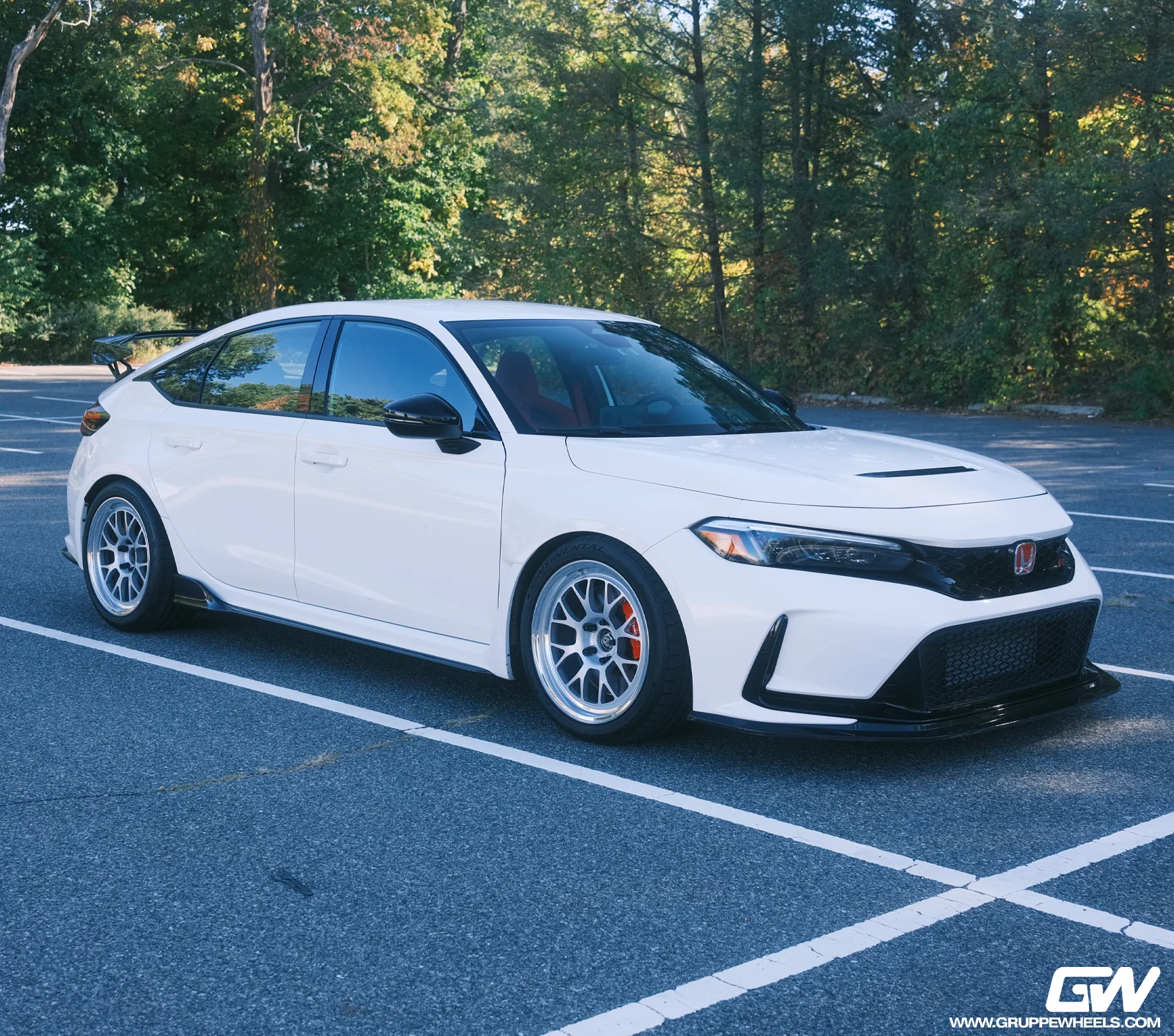Honda Civic Type R FL with Gruppe Wheels A08R in Diamond Silver