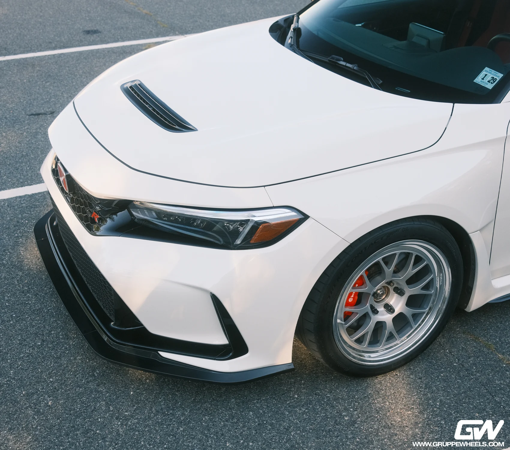 Honda Civic Type R FL with Gruppe Wheels A08R in Diamond Silver